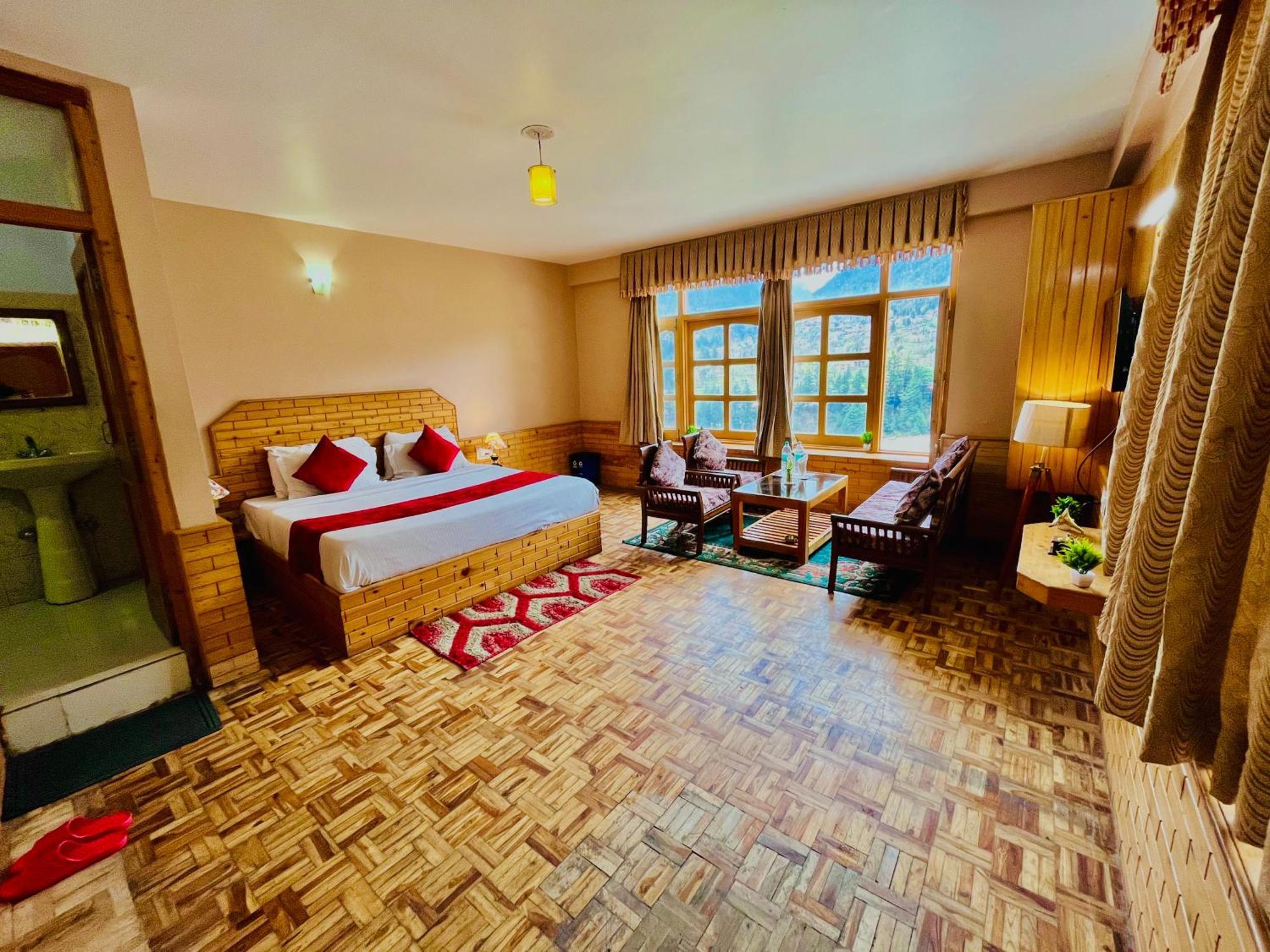 Snow Clad Riverview Hotel & Resort, Manali エクステリア 写真