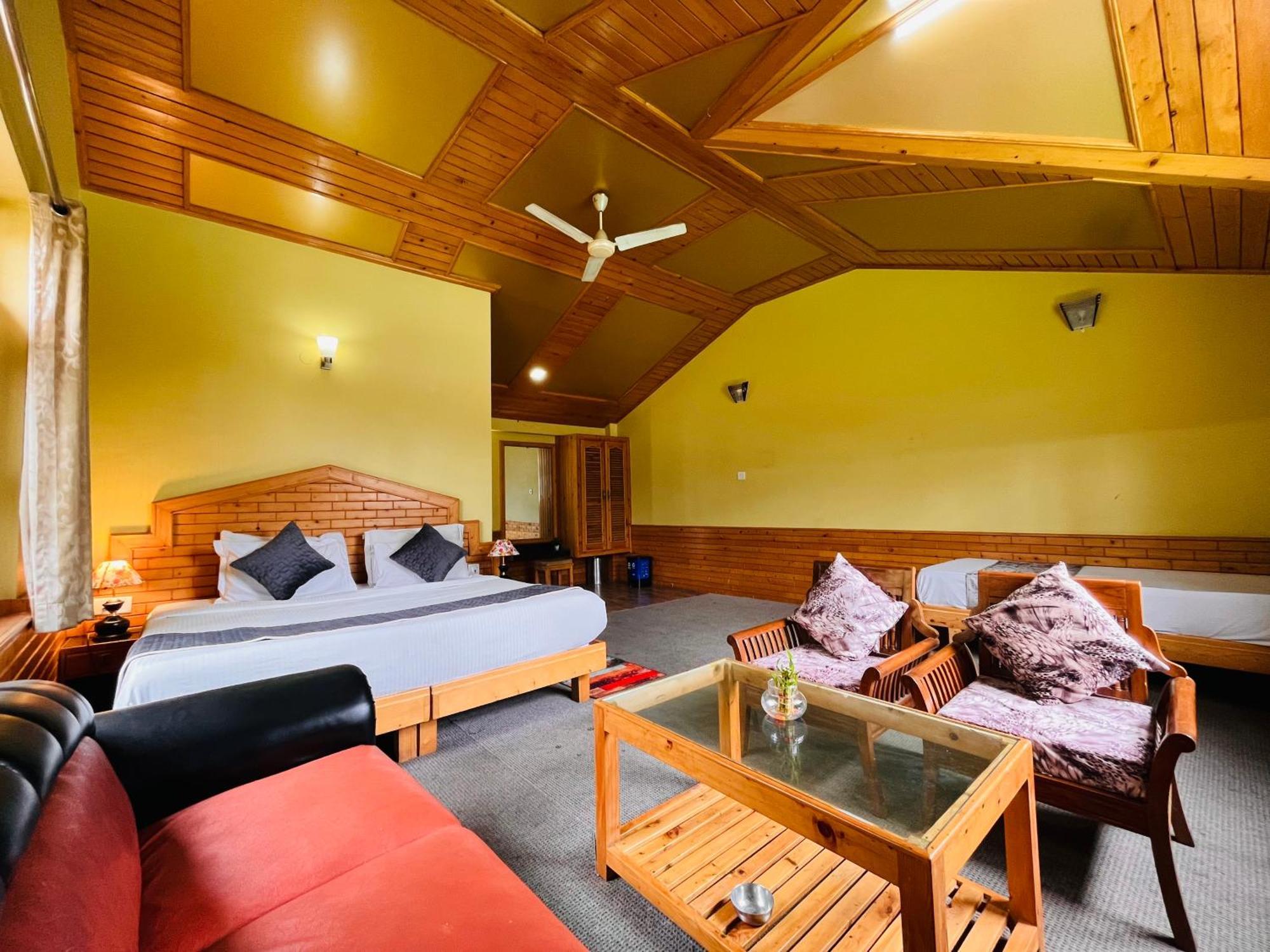 Snow Clad Riverview Hotel & Resort, Manali エクステリア 写真