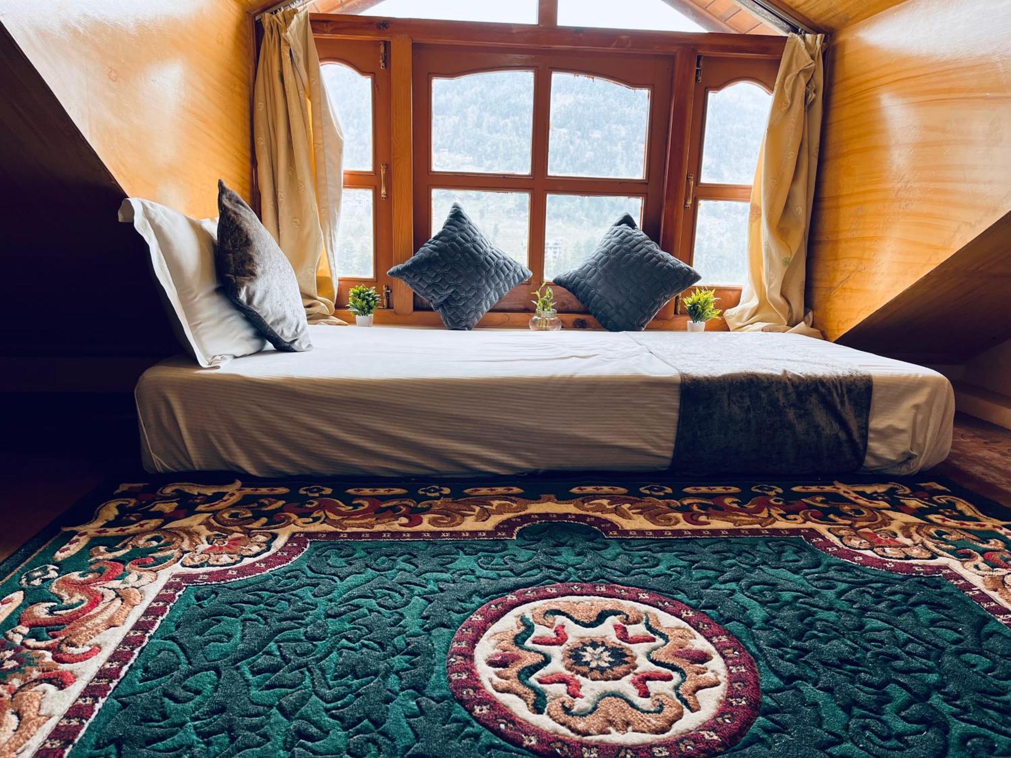 Snow Clad Riverview Hotel & Resort, Manali エクステリア 写真